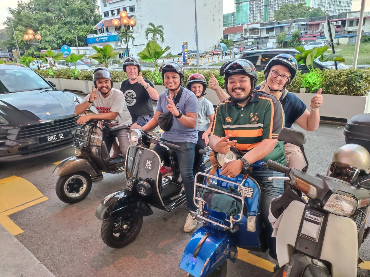 KL's Inside Scoot - Vespa Tour