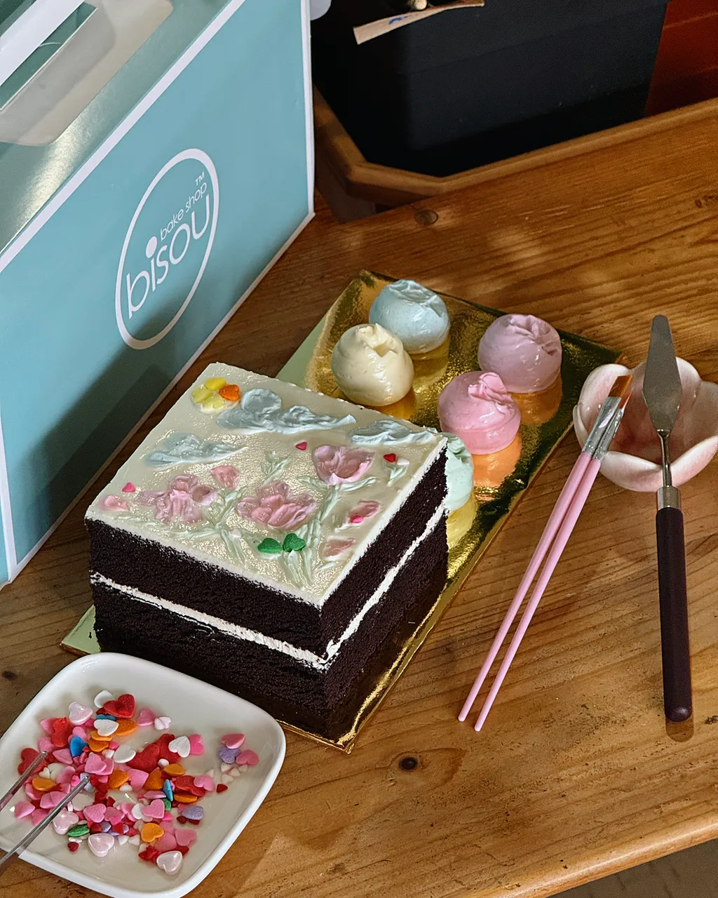 Cake Painting Workshop with Bisou Bake Shop